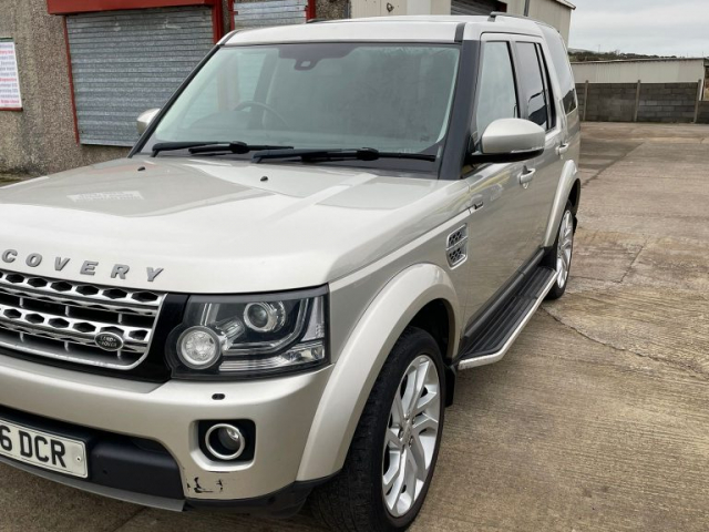 Llyn Car Sales - Land Rover Discovery SDV6 HSE - CALL 07504 105 633