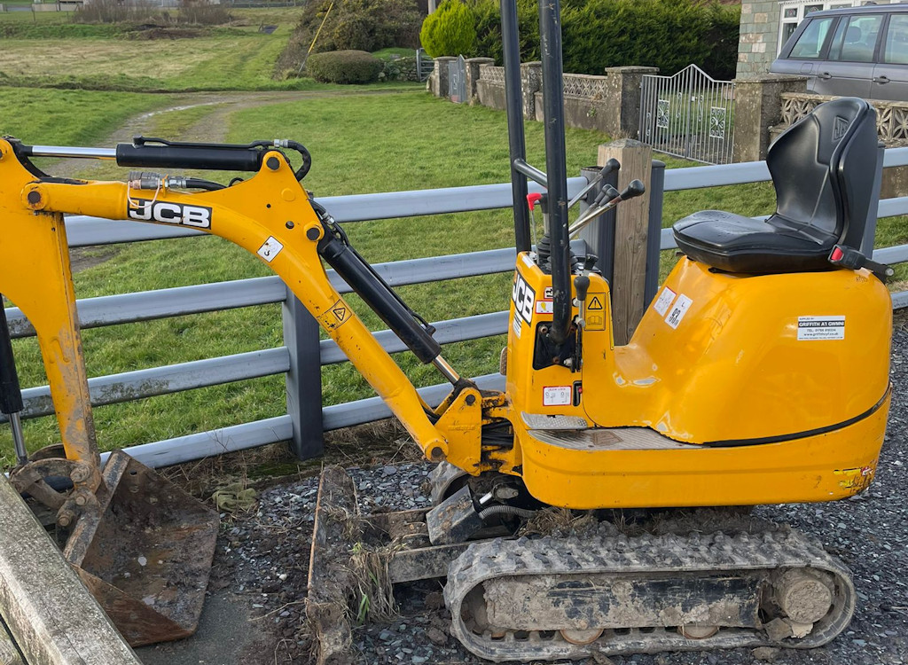 Llyn Car Sales - JCB Mini Digger - CALL 07504 105 633