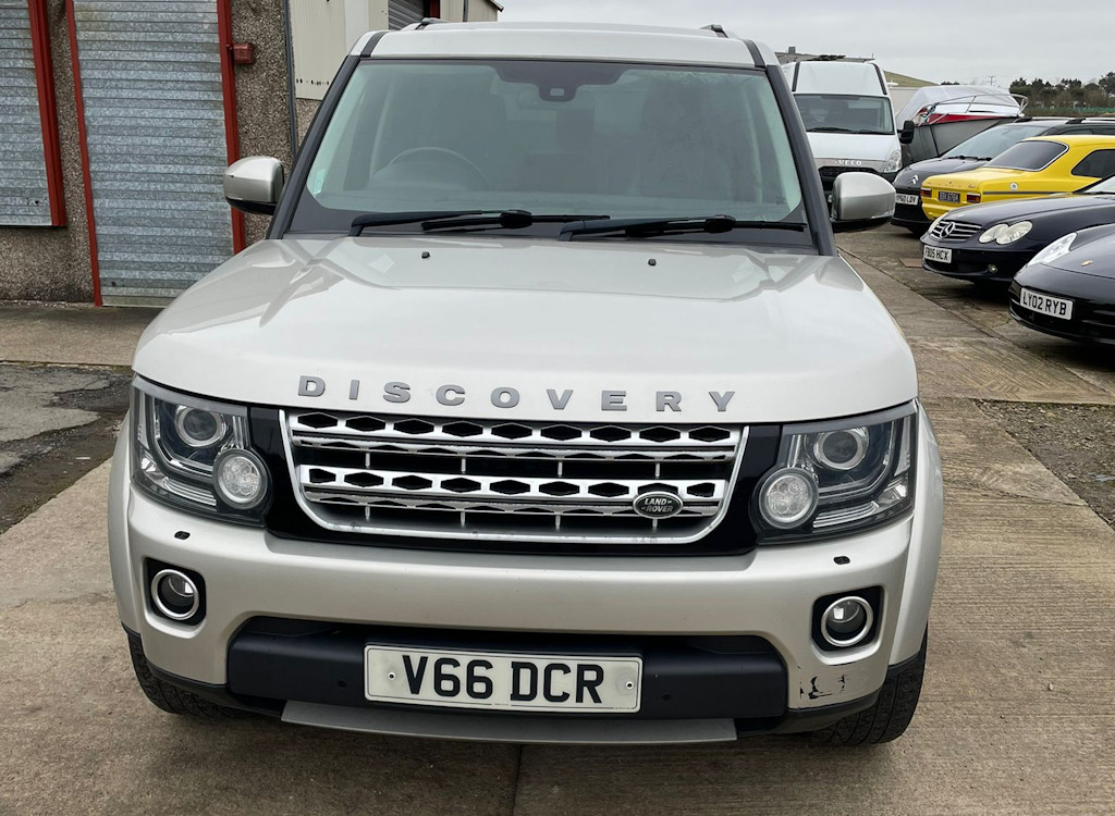 Llyn Car Sales - Land Rover Discovery SDV6 HSE - CALL 07504 105 633
