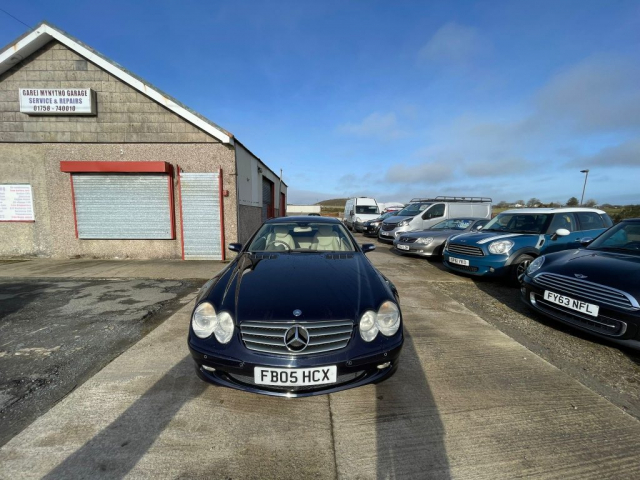 Blue Mercedes-Benz SL350 Auto 2005