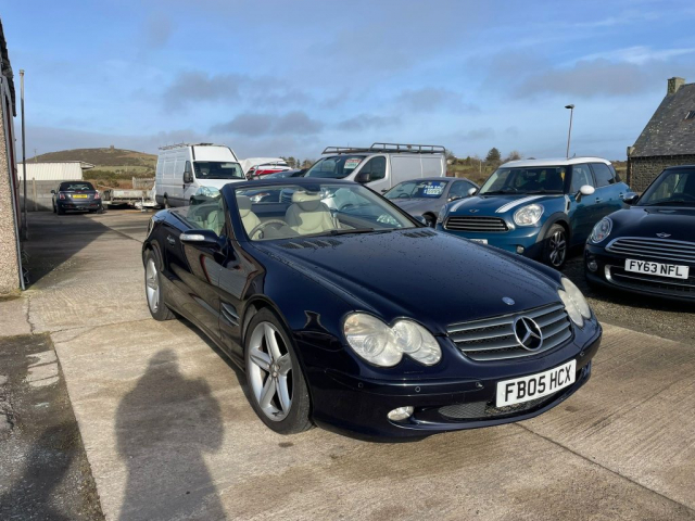 Blue Mercedes-Benz SL350 Auto 2005