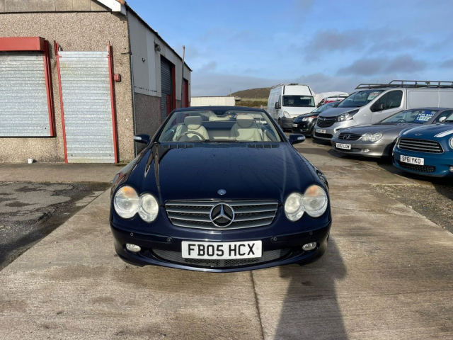 Blue Mercedes-Benz SL350 Auto 2005