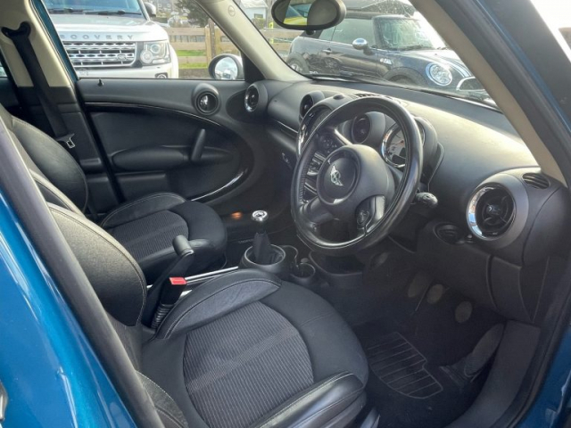 Llyn Car Sales - Mini Countryman 1.6 Cooper Pepper- CALL 07504 105 633