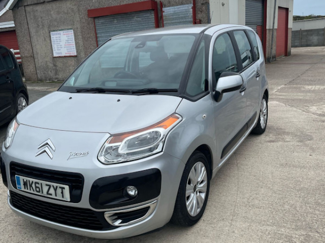 Llyn Car Sales - CITROEN C3 Hdi Exclusive Picasso - CALL 07504 105 633