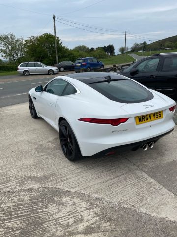 Llyn Car Sales - Land Jaguar F-TYPE V6 - CALL 07504 105 633