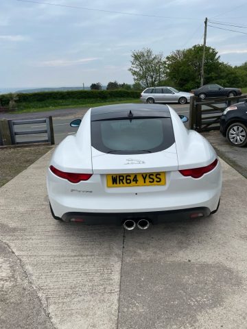 Llyn Car Sales - Land Jaguar F-TYPE V6 - CALL 07504 105 633