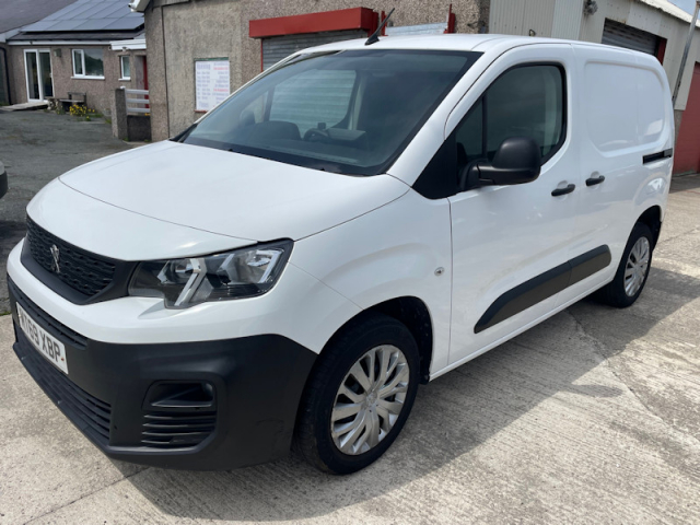 Llyn Car Sales - Peugeot Partner Bluehdi Van - CALL 07504 105 633