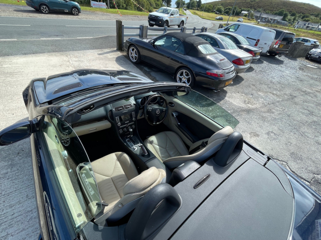Llyn Car Sales - Mercedes-Benz SLK200 - CALL 07504 105 633