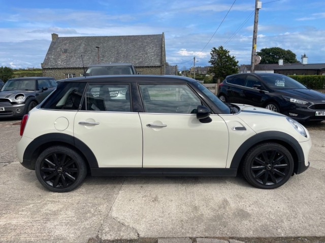 Llyn Car Sales - Mini Cooper - CALL 07504 105 633
