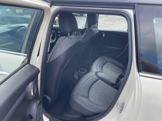 Llyn Car Sales - Mini Cooper - CALL 07504 105 633