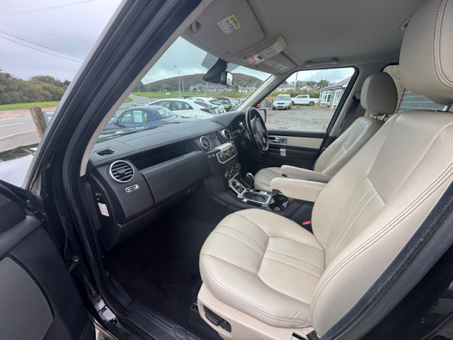 Llyn Car Sales - Land Rover Discovery HSE TDV6 - CALL 07504 105 633