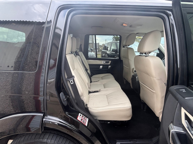 Llyn Car Sales - Land Rover Discovery HSE TDV6 - CALL 07504 105 633