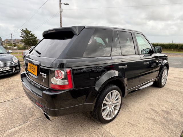 Llyn Car Sales - 2011 Range Rover Sport HSE TDV6 - CALL 07504 105 633