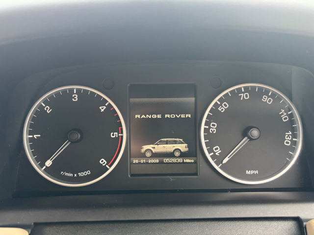 Llyn Car Sales - 2011 Range Rover Sport HSE TDV6 - CALL 07504 105 633