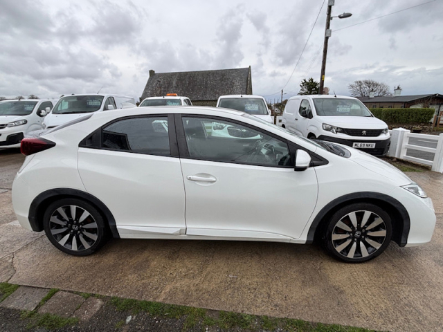 Llyn Car Sales - Honda Civic I-VTec Sport - CALL 07504 105 633