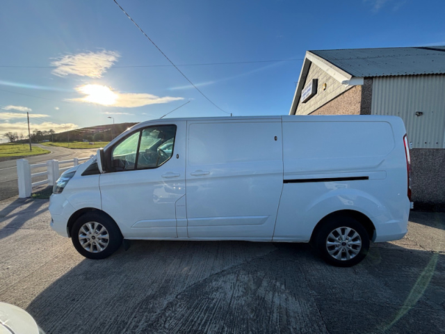 Llyn Car Sales - Ford Transit Custom 300 Limited EBlue - CALL 07504 105 633