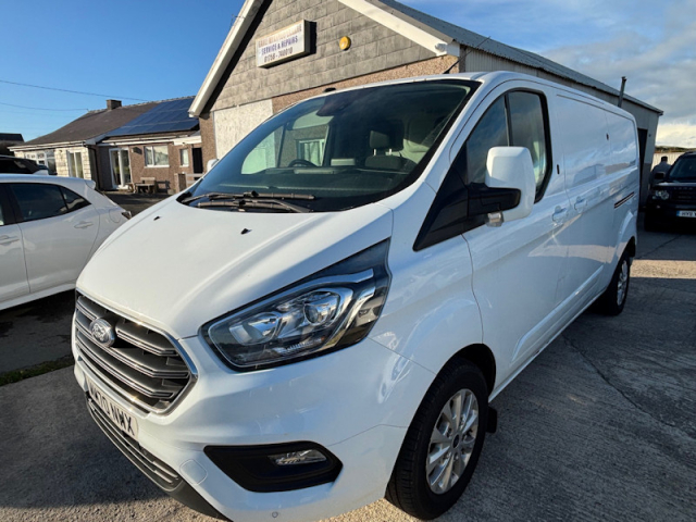 Llyn Car Sales - Ford Transit Custom 300 Limited EBlue - CALL 07504 105 633