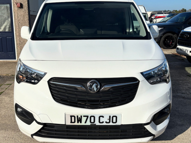 Llyn Car Sales - Vauxhall Combo 2300 Sportive TD - CALL 07504 105 633