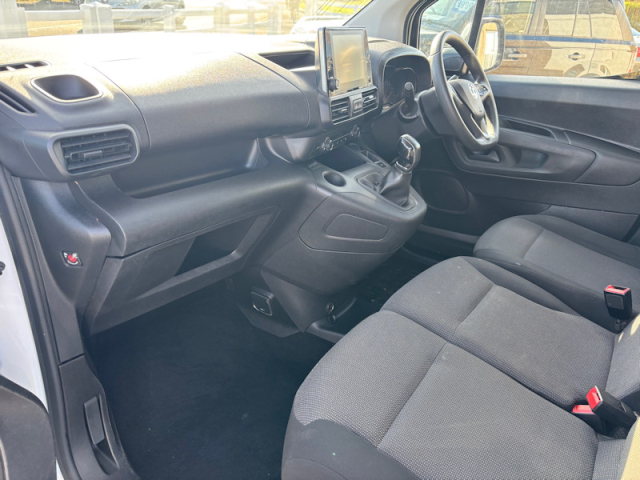 Llyn Car Sales - Vauxhall Combo 2300 Sportive TD - CALL 07504 105 633