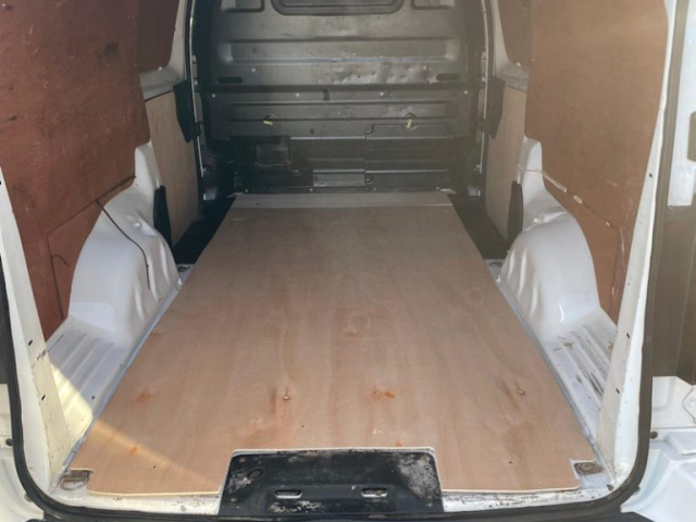 Llyn Car Sales - Vauxhall Vivaro 2900 Sportive - CALL 07504 105 633