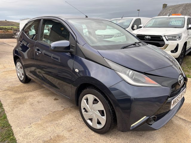 Llyn Car Sales - Toyota Aygo X-PLAY VVT-I - CALL 07504 105 633