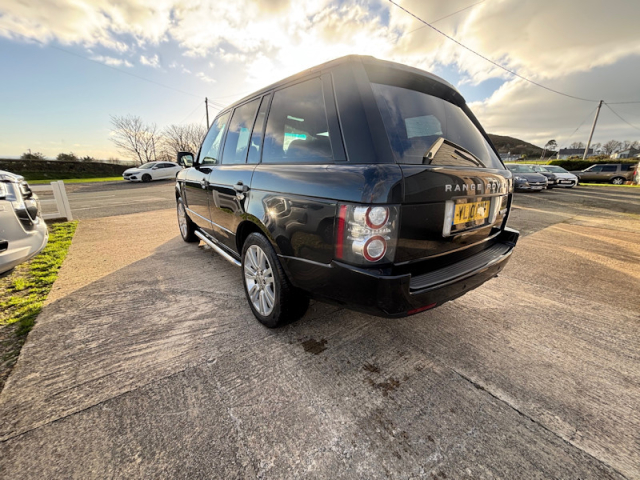 Llyn Car Sales - Land Rover Range Rover Vogue TDV8 SE - CALL 07504 105 633