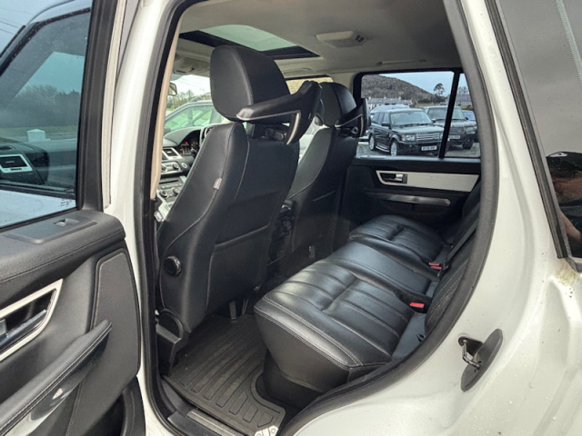 Llyn Car Sales - 2010 Range Rover Sport TDV6 HSE - CALL 07504 105 633