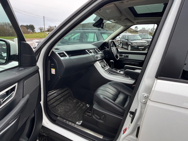 Llyn Car Sales - 2010 Range Rover Sport TDV6 HSE - CALL 07504 105 633