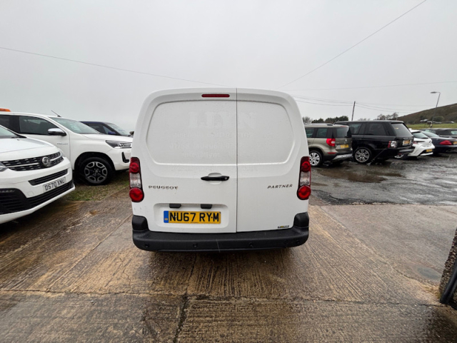 Llyn Car Sales - Peugeot Partner Professional L1 BlueHD - CALL 07504 105 633