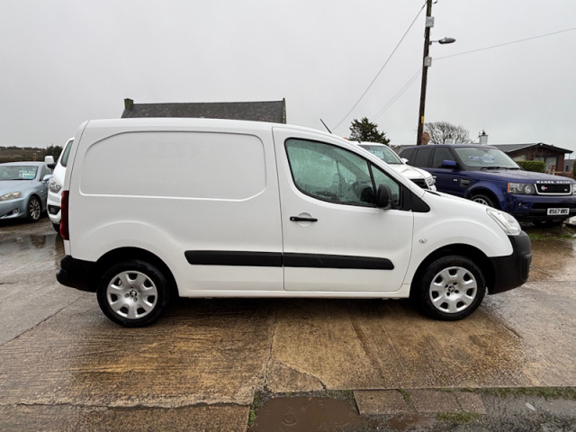 Llyn Car Sales - Peugeot Partner Professional L1 BlueHD - CALL 07504 105 633