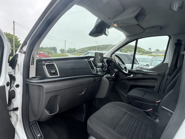 Ford Transit Custom 300 Limited DCIV Eblue Ford Transit Custom 300 Limited DCIV Eblue