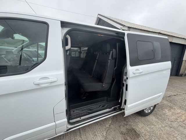Ford Transit Custom 300 Limited DCIV Eblue Ford Transit Custom 300 Limited DCIV Eblue