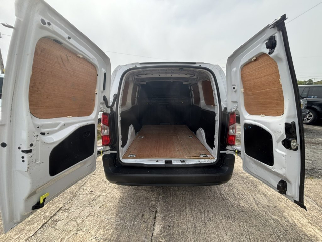 Peugeot Partner Long Professional Premium Blue Hdi Peugeot Partner Long Professional Premium Blue Hdi